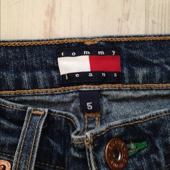 Tommy Hilfiger Jeans - Picture 1 of 3